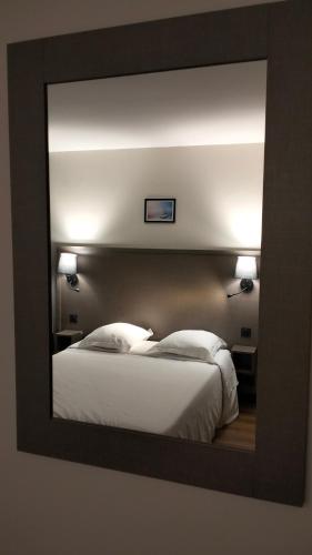 Habitación Deluxe del hotel Hôtel Royal Montreuil. Foto 5