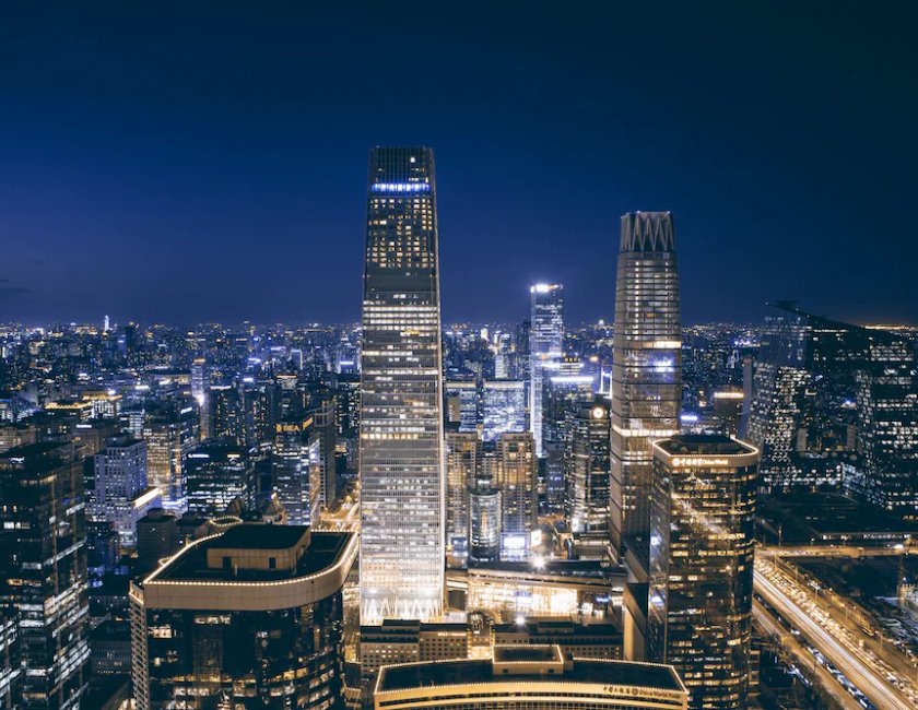 2 Camas individuales con vistas a la Torre Citic del hotel Park Hyatt Beijing. Foto 10