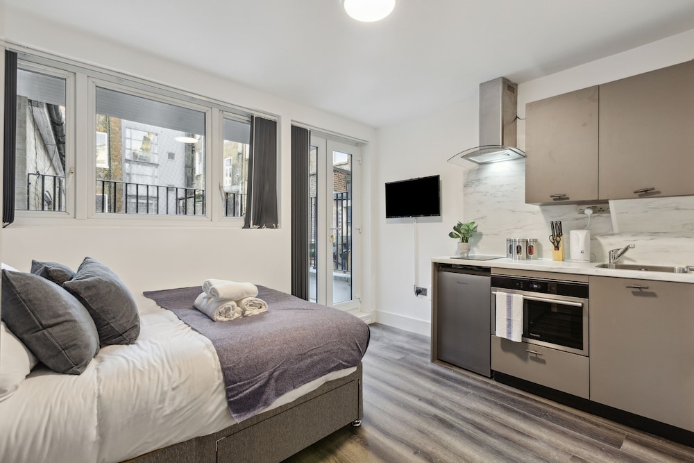 Estudio, balcón del hotel Sutherland Apartments