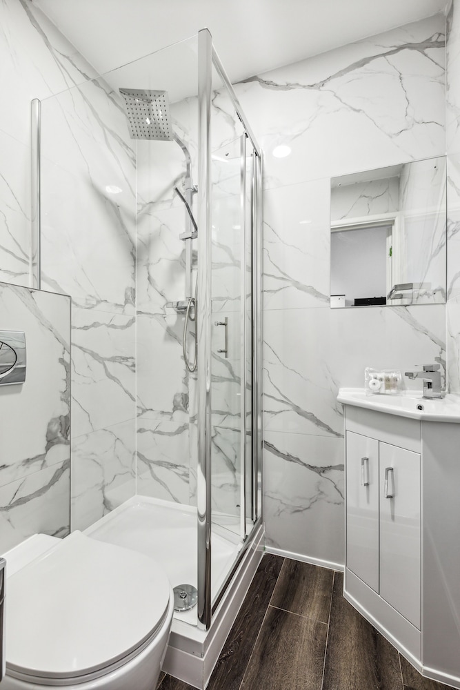 Estudio básico del hotel Sutherland Apartments. Foto 6