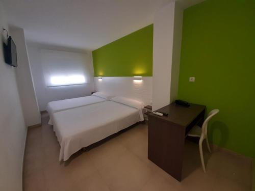 Habitación Triple del hotel Sol Playa. Foto 6