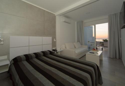 Suite Superior con vistas al mar del hotel Sol Playa