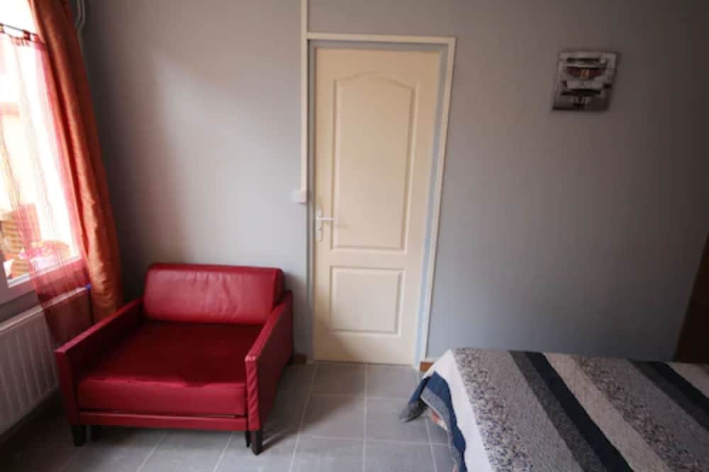 Chambre Double Confort, salle de bains privée del hotel Hôtel Rachel. Foto 8