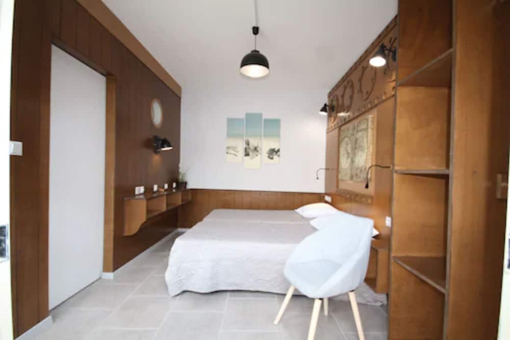 Chambre Double Confort, salle de bains privée del hotel Hôtel Rachel. Foto 11
