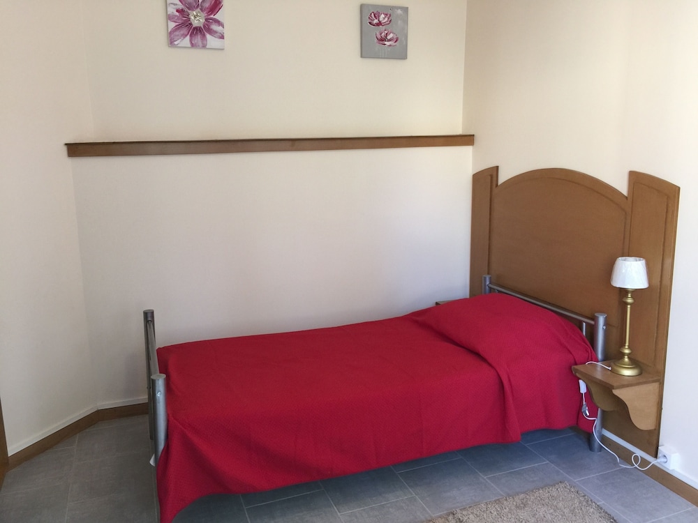 Chambre Simple Économique, salle de bains commune del hotel Hôtel Rachel