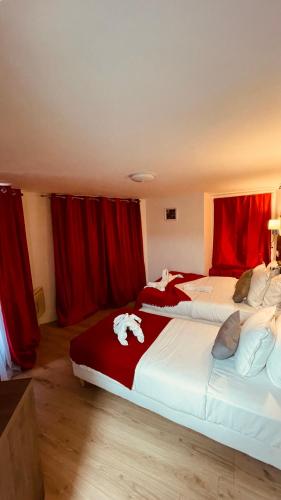 Habitación Triple del hotel Jeff Paris. Foto 8