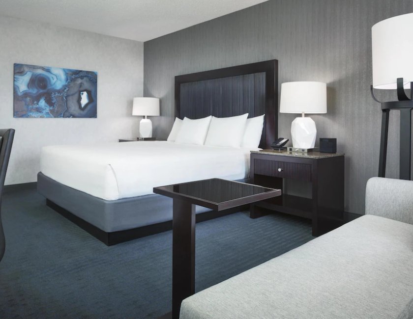 Guest Room, 1 cama de matrimonio grande del hotel Hyatt Regency San Francisco Airport