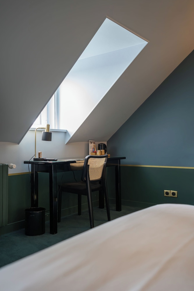 Habitación Lado Ciudad Vieja del hotel Hotel Mercure Roscoff Bord de Mer. Foto 5