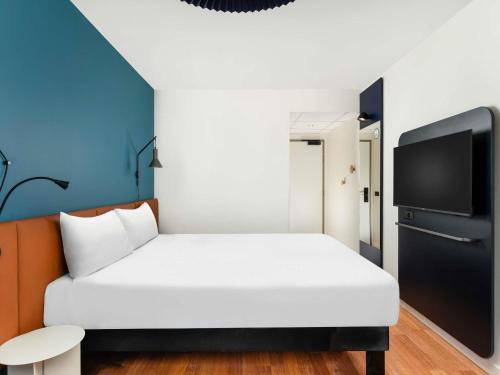 Habitación Doble Estándar del hotel Ibis Budapest Centrum. Foto 1