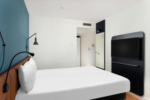 Habitación Doble Estándar del hotel Ibis Budapest Centrum. Foto 7