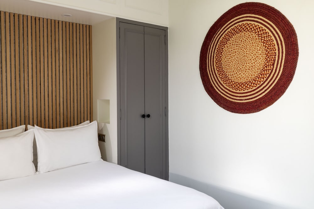Habitación estándar doble del hotel Korner Châtelet. Foto 6