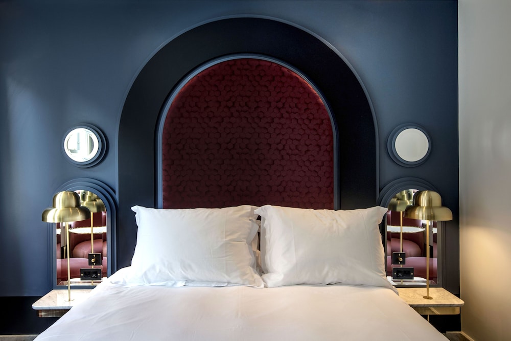 Habitación superior (Covent Garden) del hotel The Henrietta. Foto 1