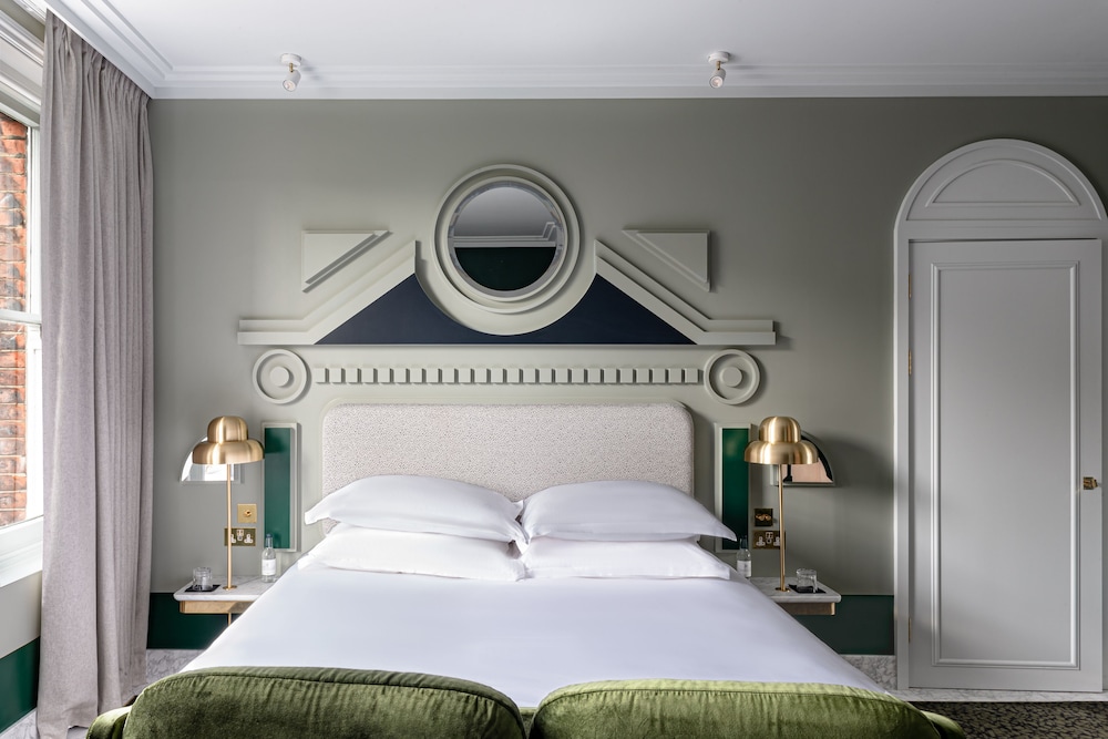 Habitación Deluxe (Grand Covent Garden) del hotel The Henrietta. Foto 2