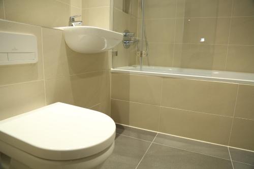 Apartamento Con Cocina 1 habitación Vista ciudad Sofá Cama incluido 1 Cama doble del hotel Twyne House Apartments. Foto 5