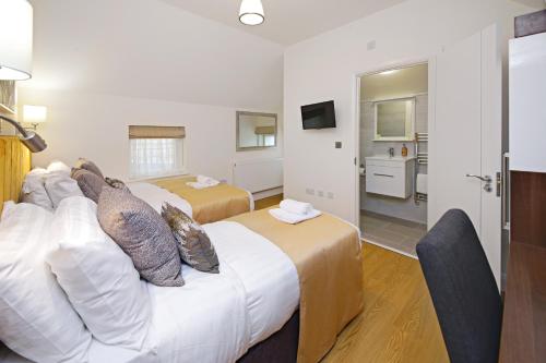 Habitación Familiar Deluxe del hotel Imperial Guest House. Foto 2