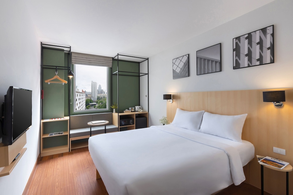Habitación Superior con 1 Cama Queen del hotel Ibis Bangkok Sukhumvit 4. Foto 7