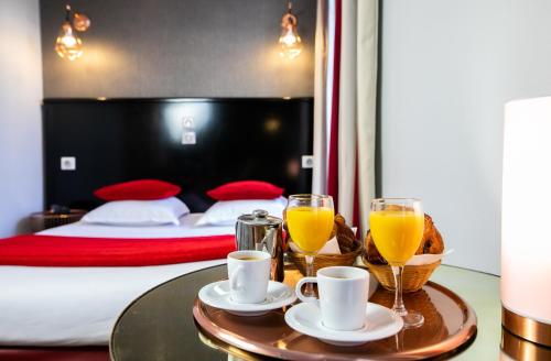 Habitación cuádruple del hotel Eiffel Villa Garibaldi. Foto 1