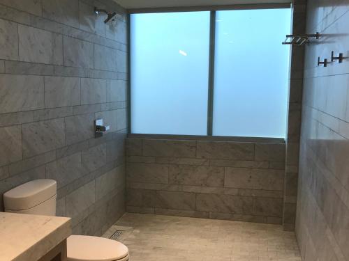 Suite Deluxe con cama extragrande del hotel The Preston House and. Foto 11