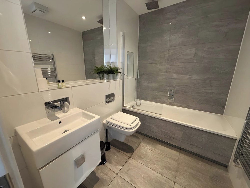 Apartamento, 2 habitaciones, balcón del hotel StayInn City Aldgate. Foto 19