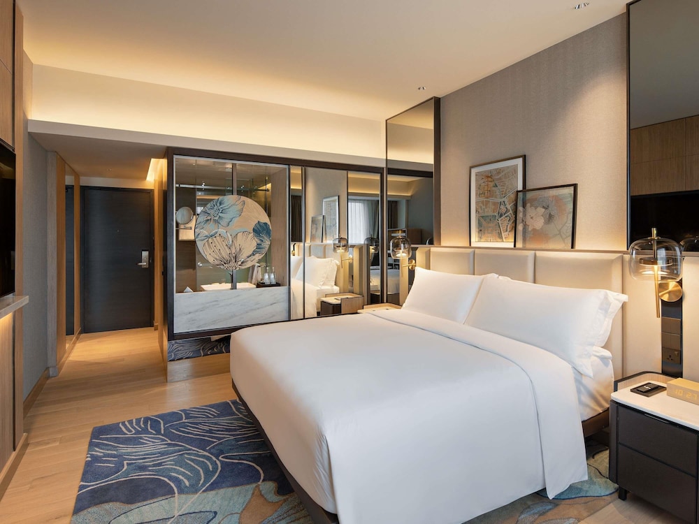 HABITACIÓN EJECUTIVA, 1 Cama Queen Size del hotel Mövenpick Jakarta City Centre. Foto 1
