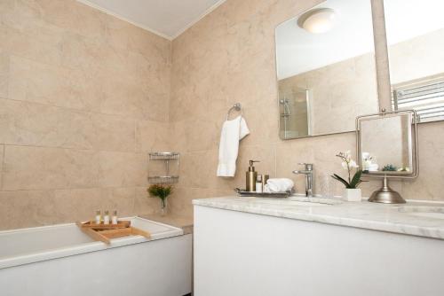 Apartamento Deluxe de 1 dormitorio del hotel Park Lane Apartments - Clarges St. Foto 3
