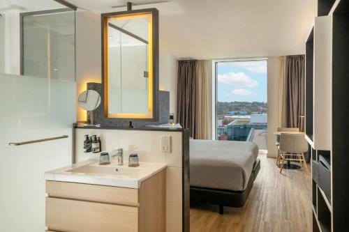 Habitación INNSiDE Comunicante del hotel INNSiDE by Meliá Liverpool. Foto 1