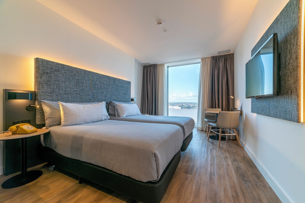 Habitación INNSIDE del hotel INNSiDE by Meliá Liverpool. Foto 2