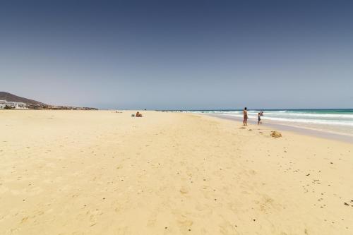 Apartamento Vista Mar Con Cocina Sofá Cama incluido 3 camas individuales del hotel The Real Casa Atlantica Morro Jable. Foto 10