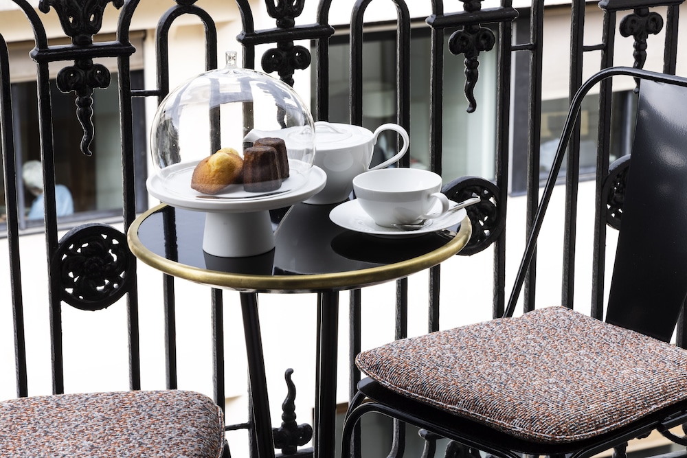 Suite, balcón del hotel Padam Hôtel. Foto 15