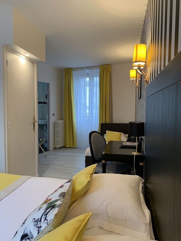 Habitación doble superior del hotel Riviera Elysées