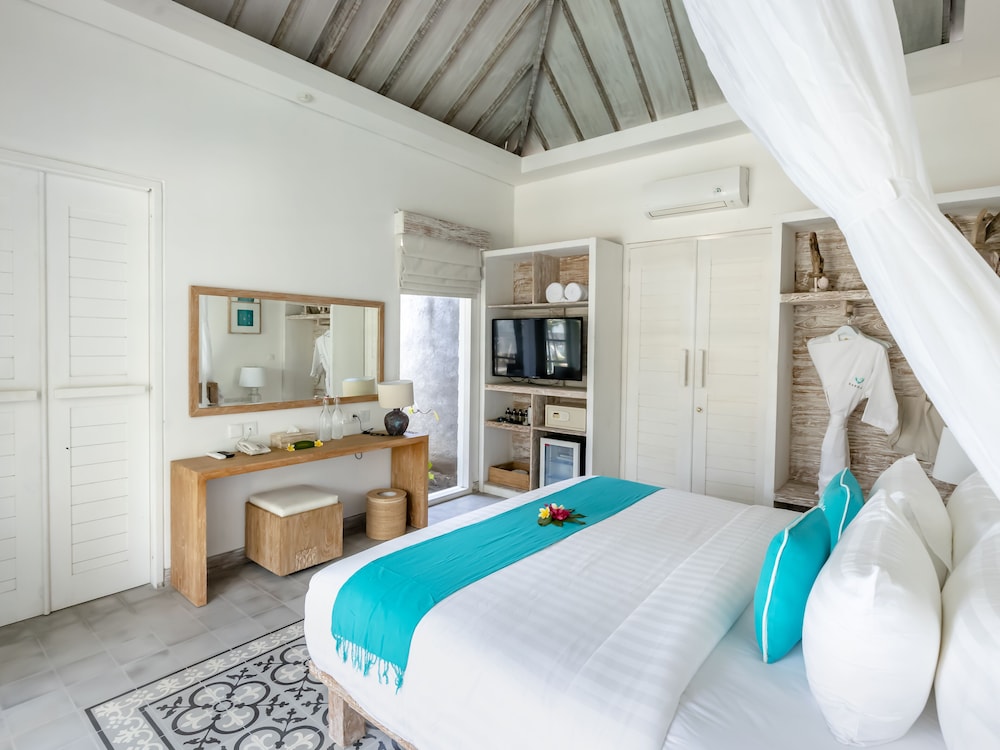 Suite, acceso a la piscina del hotel Kardia Resort Gili A Pramana Experience. Foto 3