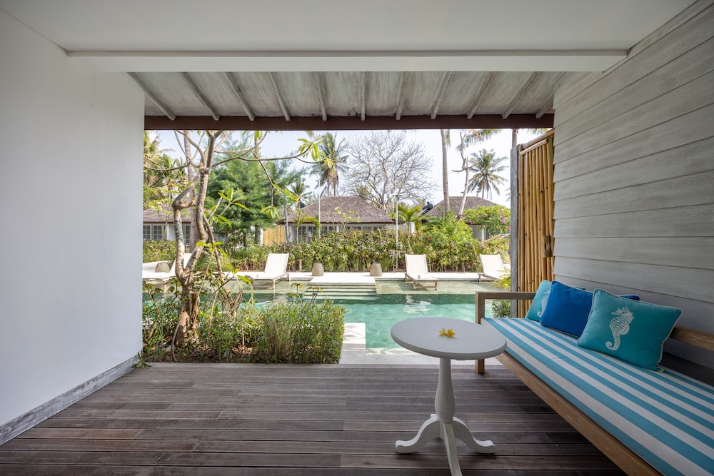 Suite, acceso a la piscina del hotel Kardia Resort Gili A Pramana Experience. Foto 4