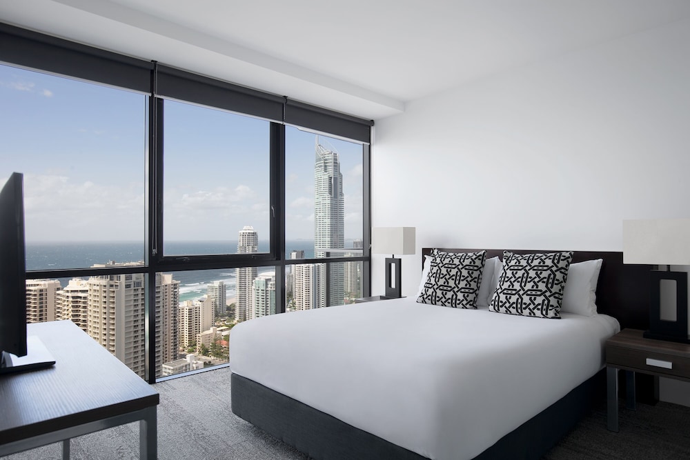 Apartamento Spa de 2 Dormitorios con Vistas al Océano del hotel Mantra Circle On Cavill. Foto 2
