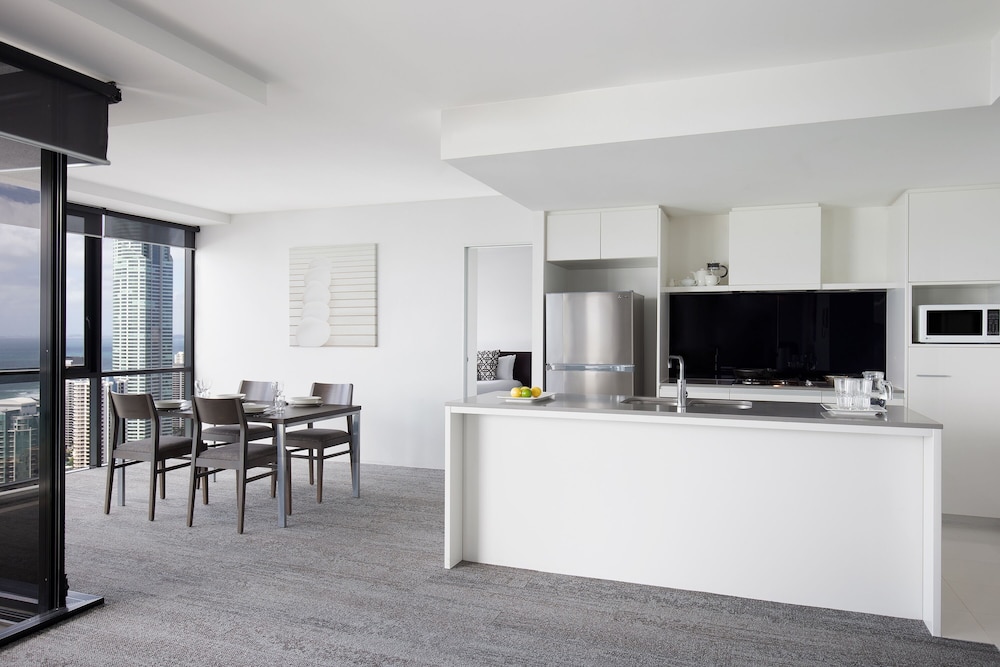 Apartamento Spa de 2 Dormitorios con Vistas al Océano del hotel Mantra Circle On Cavill. Foto 10
