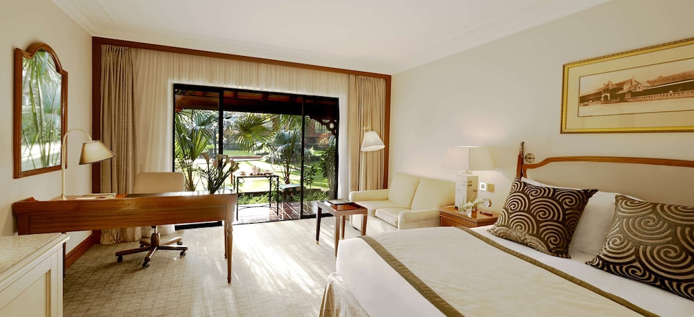 Habitación Deluxe con Patio Interior y Cama King del hotel Fairmont The Norfolk. Foto 4
