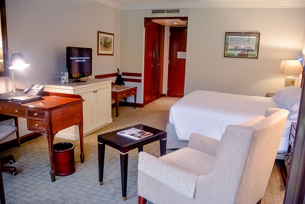 Suite Junior con cama King del hotel Fairmont The Norfolk