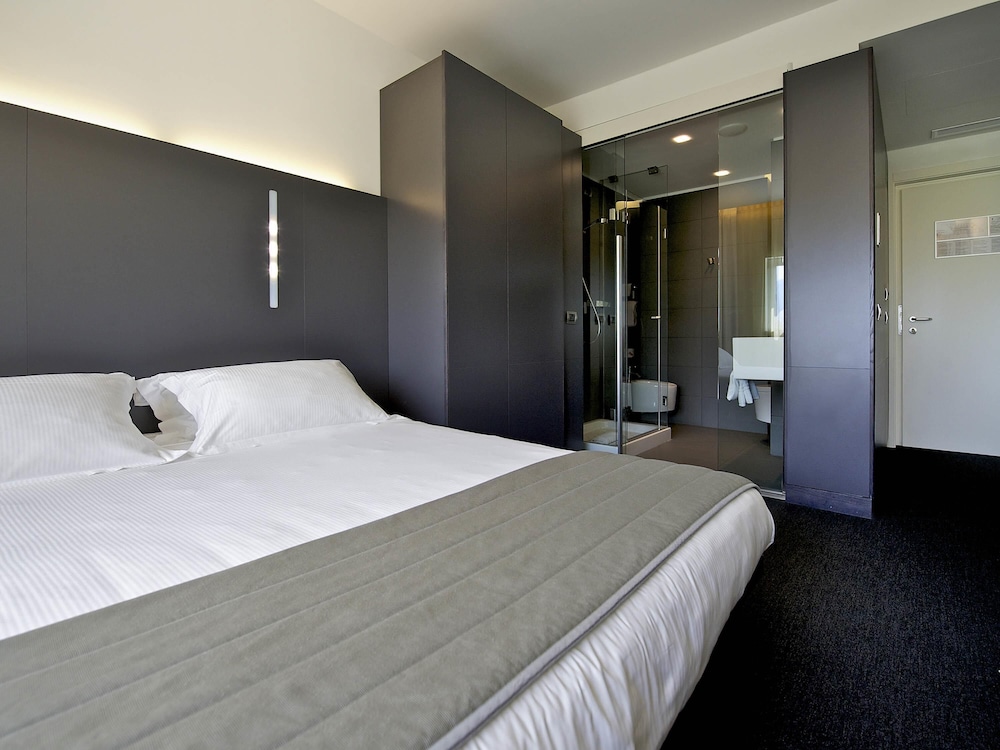 Habitación Classic con cama doble del hotel Mercure Nerocubo Rovereto