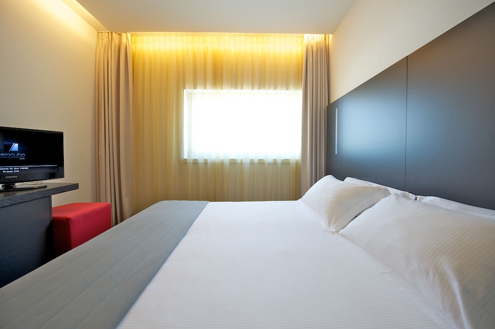 Habitación Classic con cama doble del hotel Mercure Nerocubo Rovereto. Foto 3