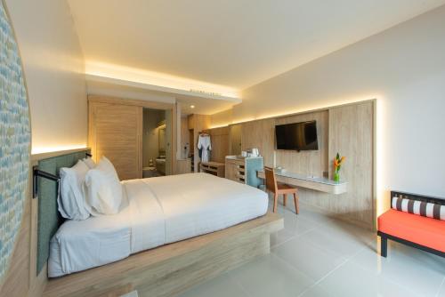 Habitación Leisure con vistas a la piscina del hotel Holiday Ao Nang Beach Resort, Krabi. Foto 10