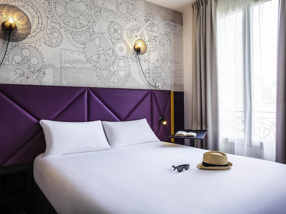 Habitación Estándar con cama doble del hotel Ibis Styles Paris Mairie De Clichy. Foto 2