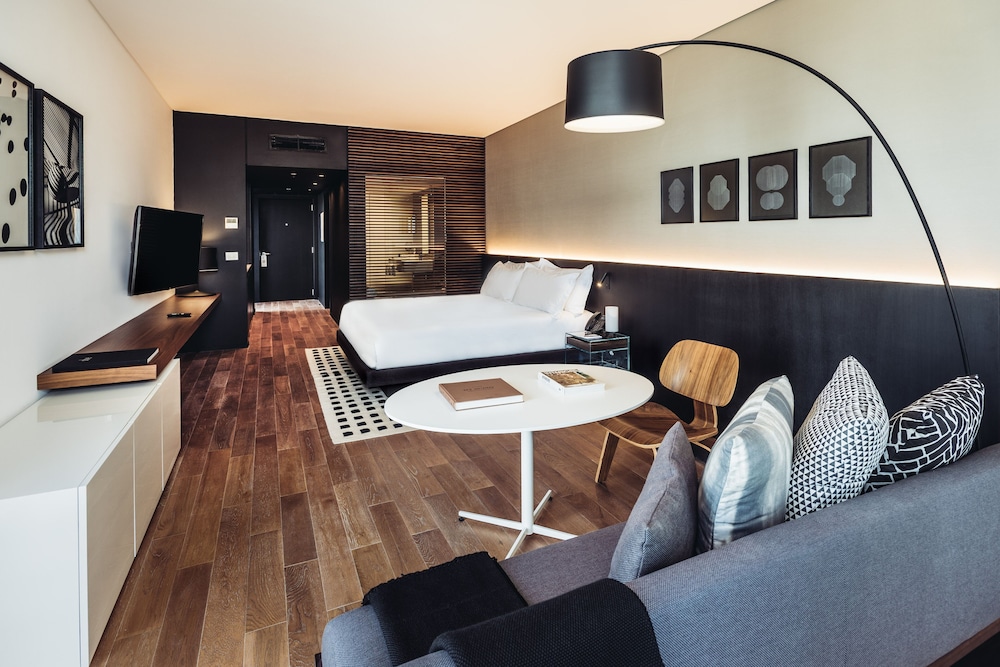HABITACIÓN DE ESQUINA SUPERIOR del hotel SLS Buenos Aires Puerto Madero. Foto 2