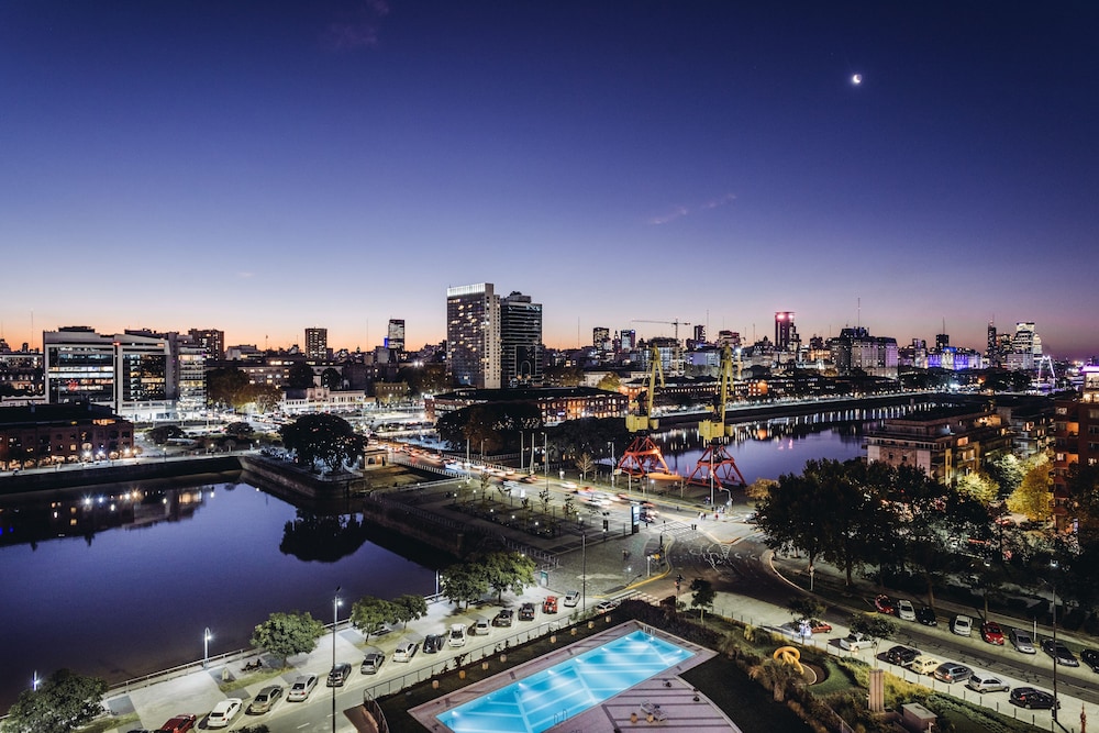 HABITACIÓN CON VISTAS PRIVILEGIADAS AL MUELLE del hotel SLS Buenos Aires Puerto Madero. Foto 7