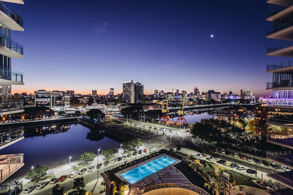 HABITACIÓN DELUXE CON VISTAS AL MUELLE del hotel SLS Buenos Aires Puerto Madero. Foto 7