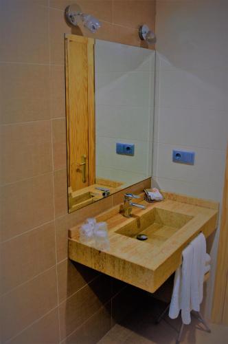 Habitación Individual del hotel Ciudad De Plasencia. Foto 4