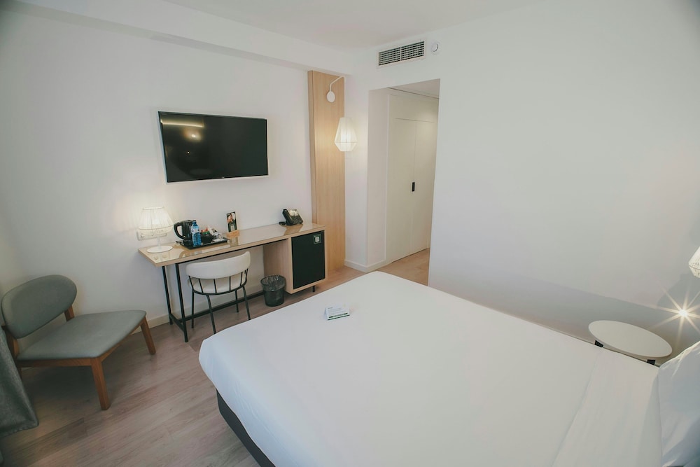 Habitación Individual del hotel Sercotel Carlos Iii. Foto 2