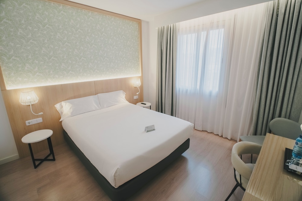Habitación Individual del hotel Sercotel Carlos Iii