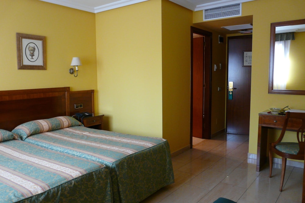Habitación Triple del hotel Idh Angel