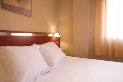 Habitación doble del hotel Mm Badajoz. Foto 1