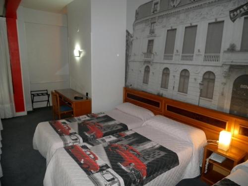 Habitación Triple del hotel Photo Zabalburu. Foto 1