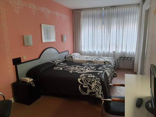 Habitación Triple del hotel Arha Santander. Foto 4